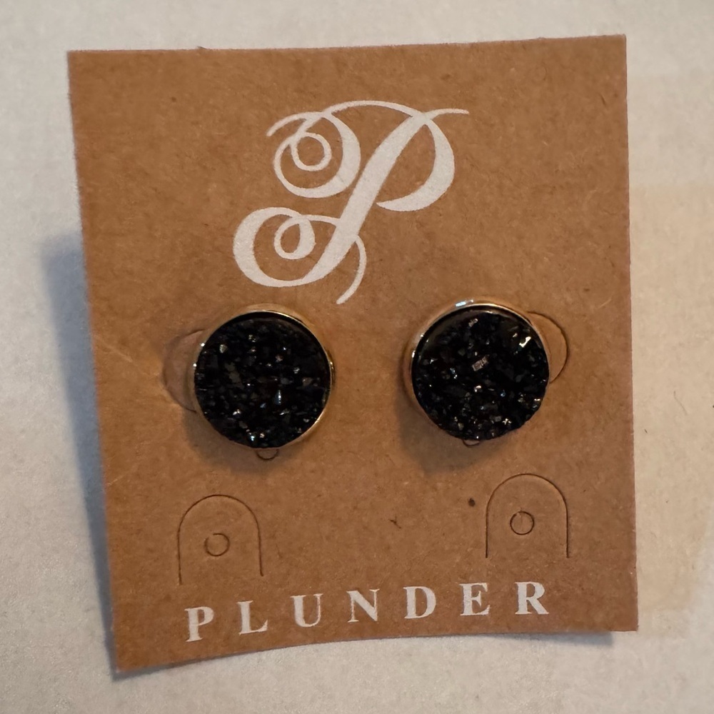 Plunder Black and Gold Druzy Studs